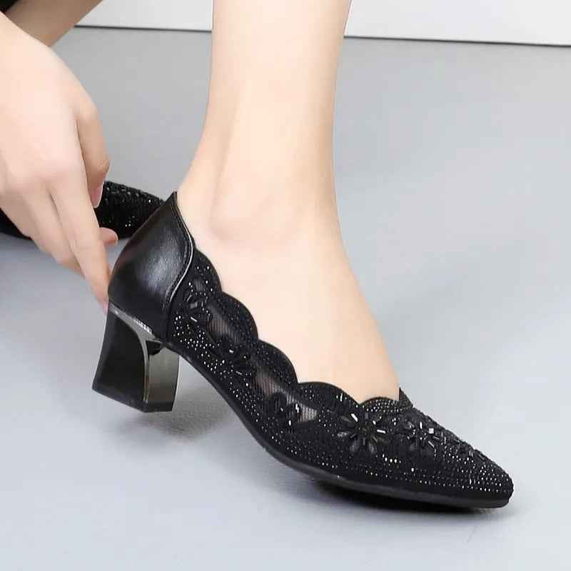 USS Shoes Emiliana Women's Pumps
