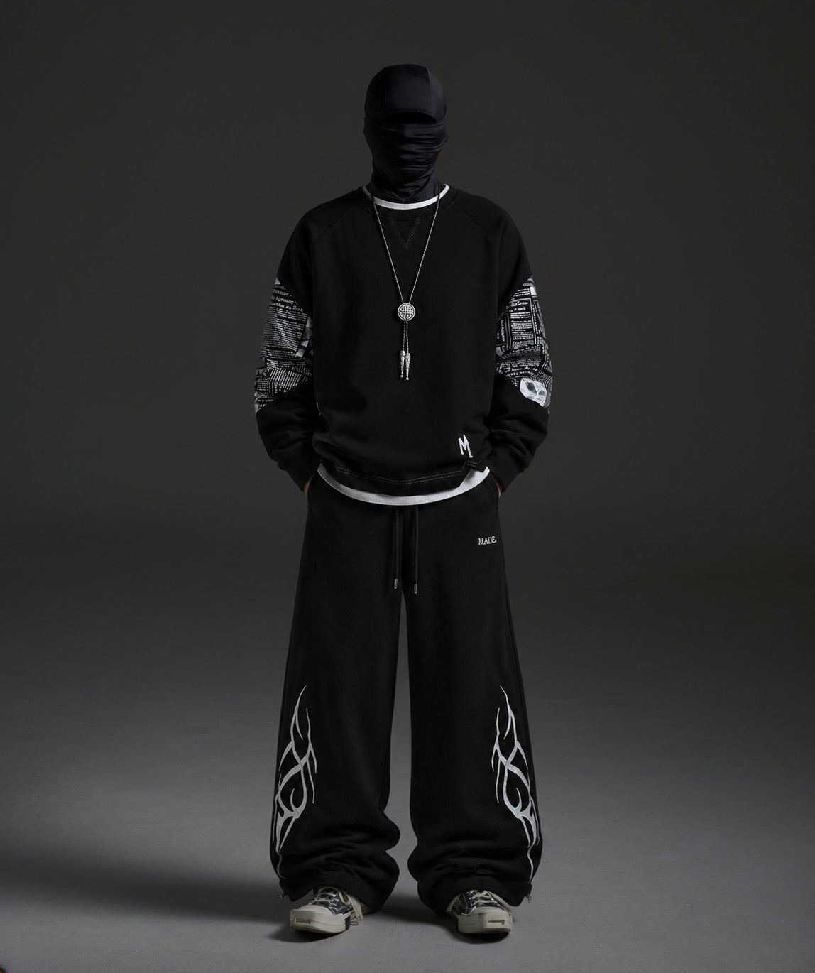 Thorn Embroidery Sweatpants
