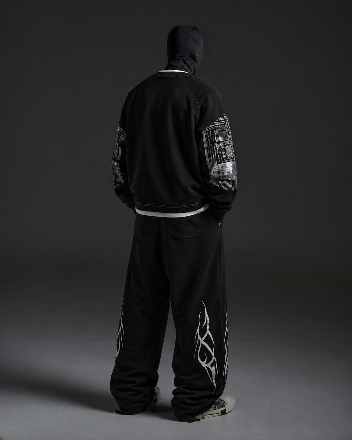 Thorn Embroidery Sweatpants