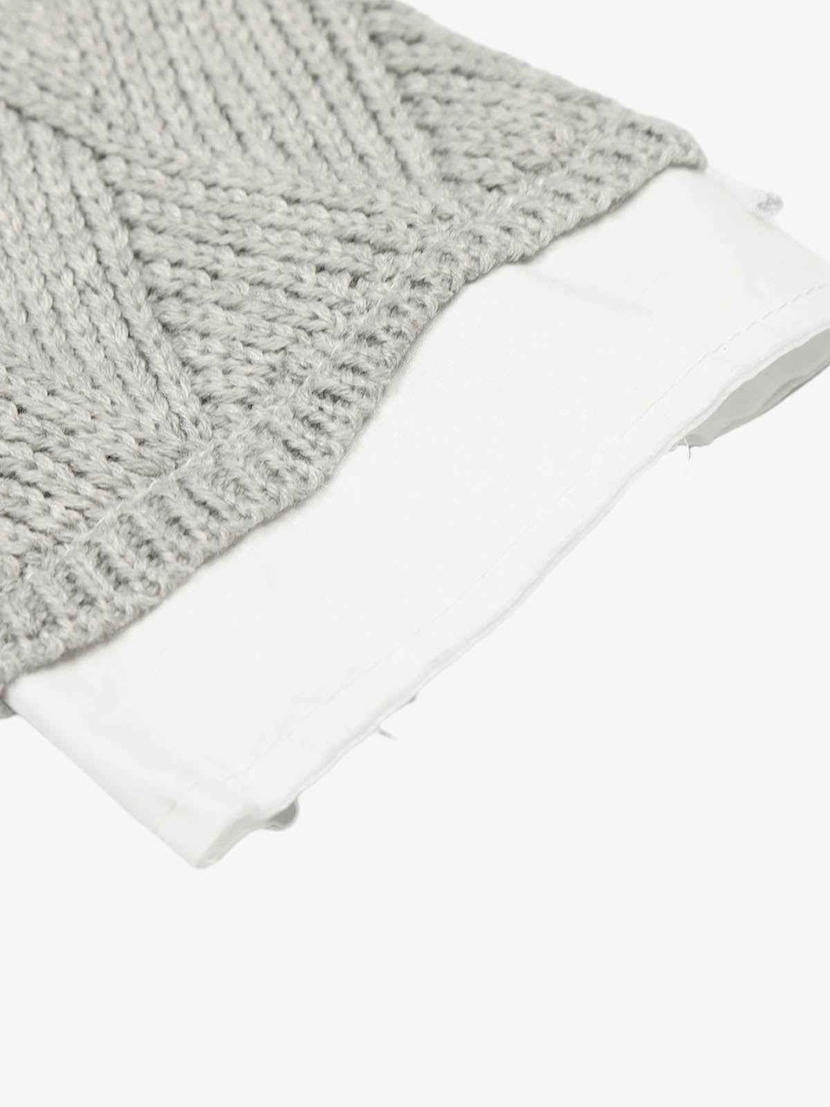 Retro Contrast Collar Embroidery Knit Sweater