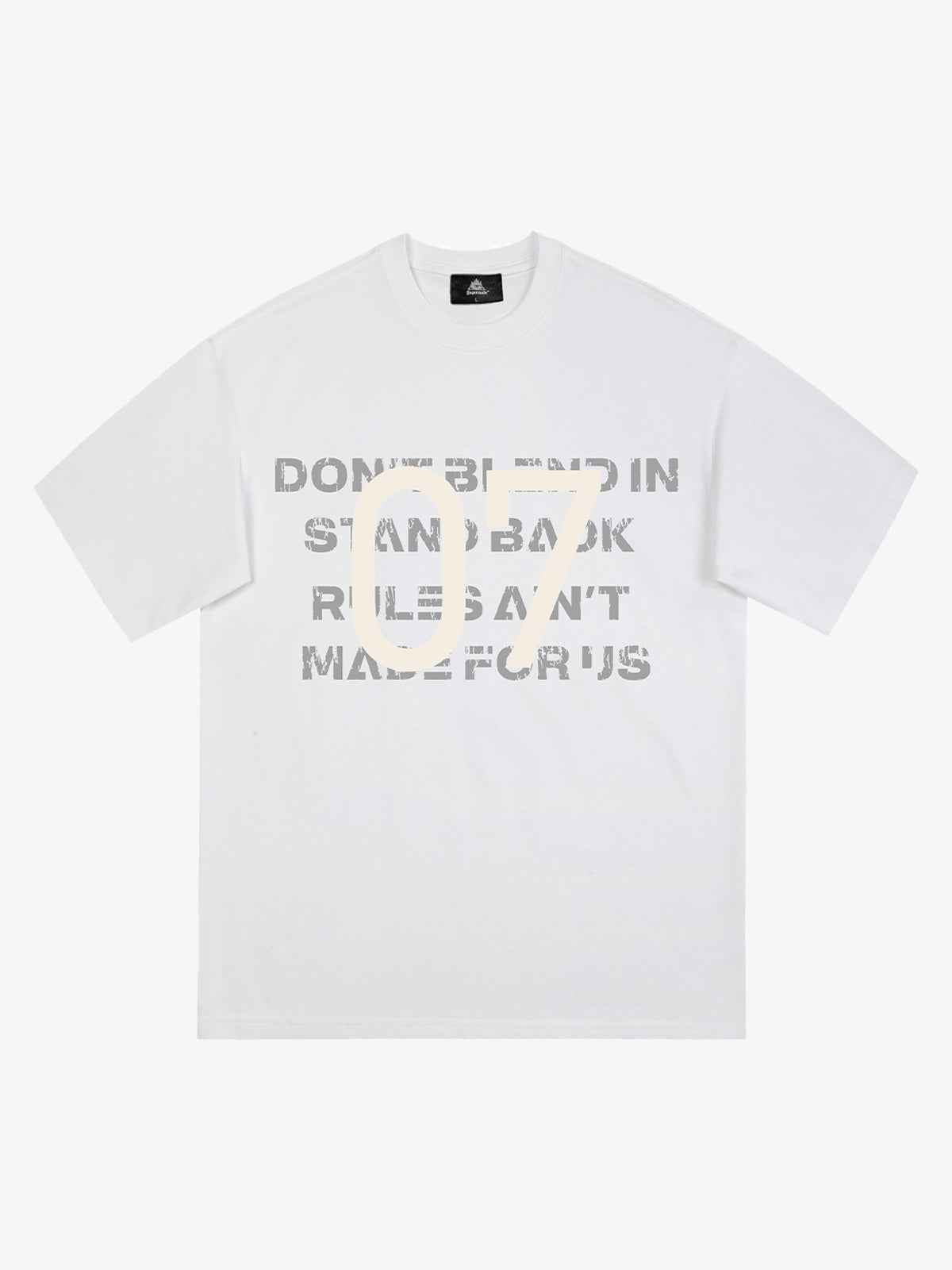 Distressed NO.7 Graphic T-Shirt