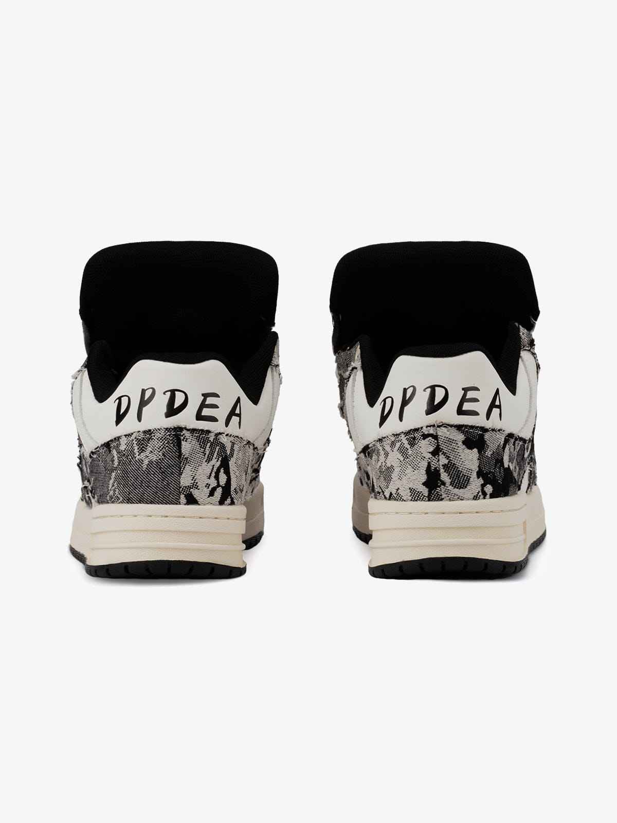 Sneakers High Street
