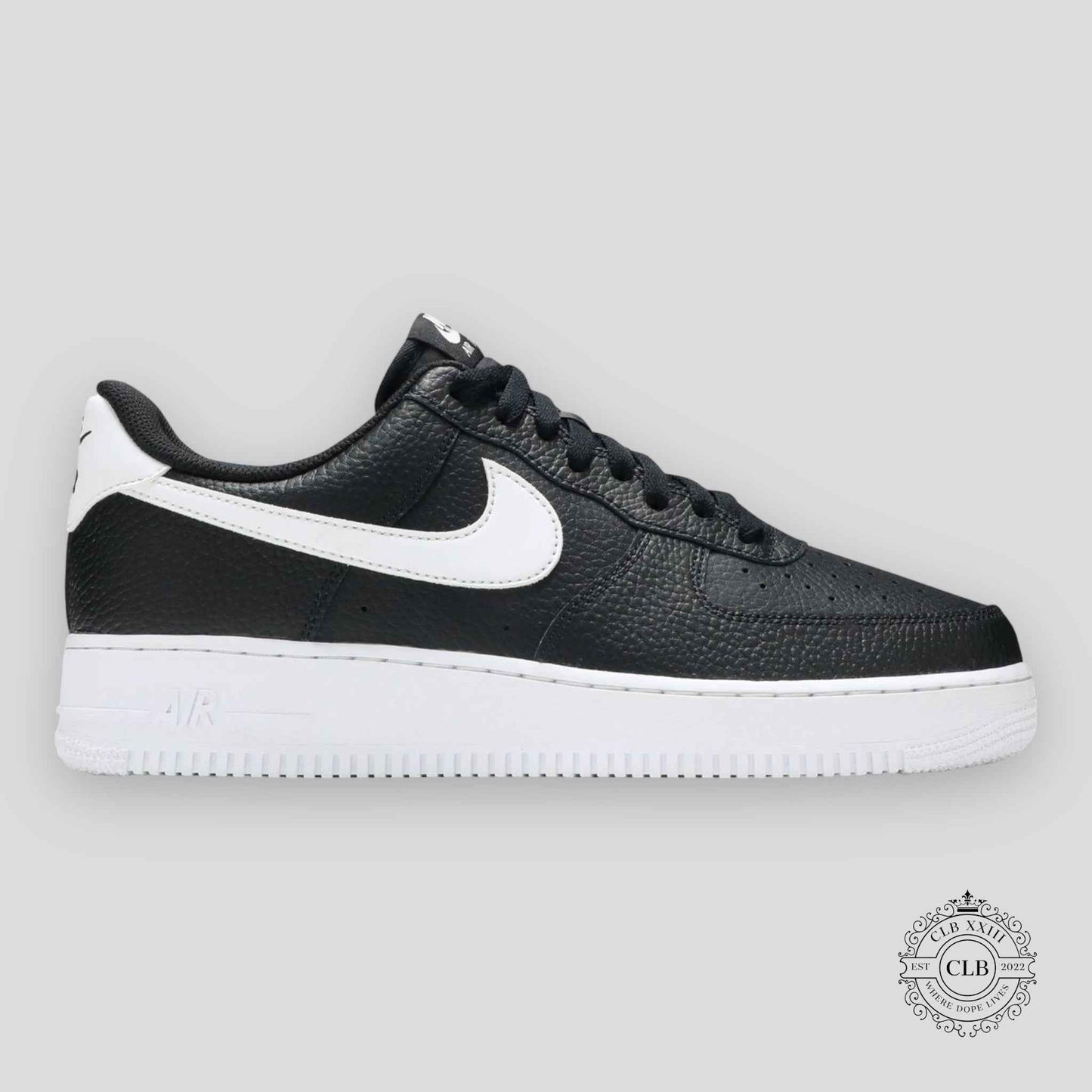 NIKE AIR FORCE 1 LOW "BLACK & WHITE"