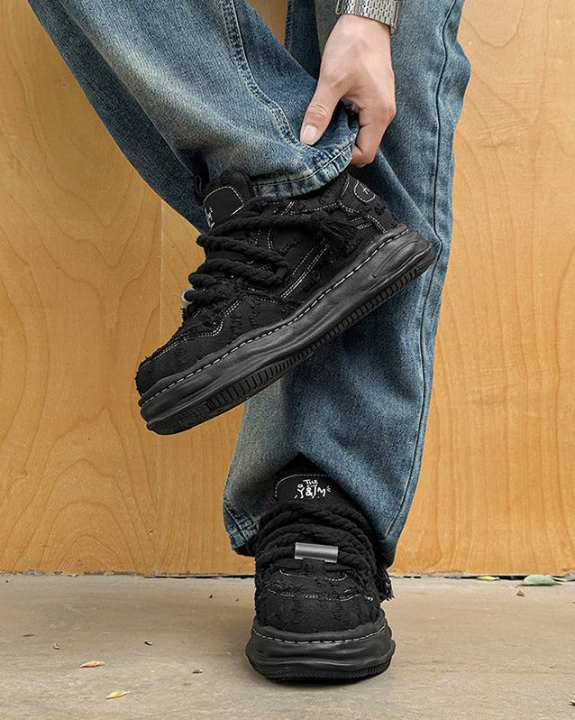 Wraith Low - Triple Black