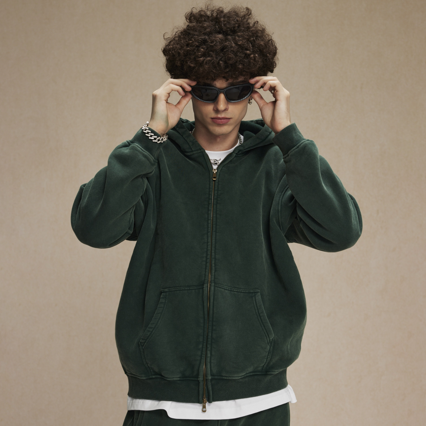Retro Essence Vintage Washed Zip-Up Hoodie - Oversized | LuxuryUrbanwear - Luxuryurbanwear