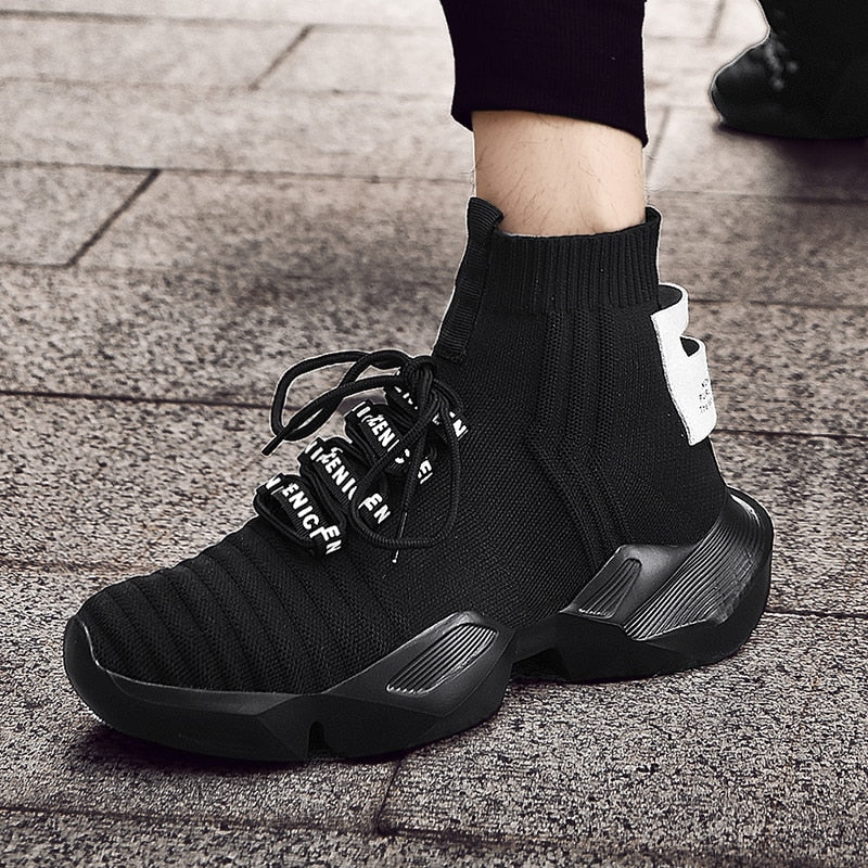 Nova Sock Runners - Shadow Black