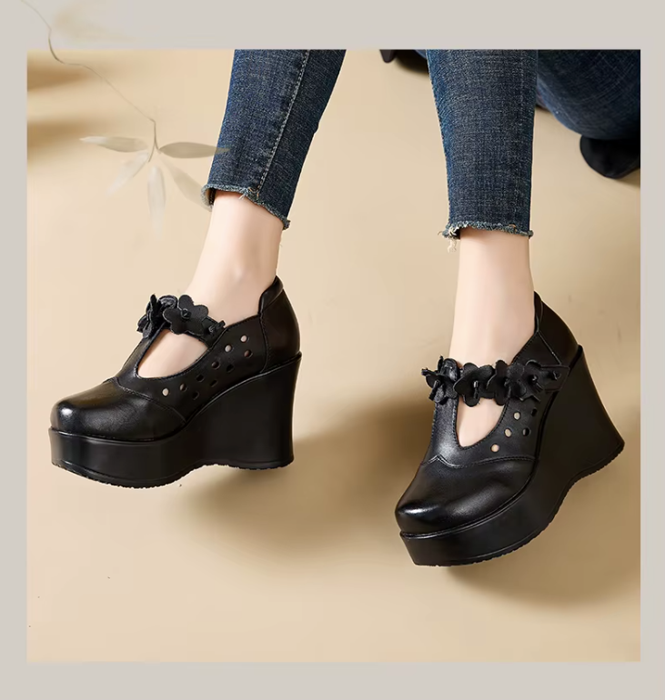USS Shoes Ailing Women's Leather Flower Wedges - Luxuryurbanwear