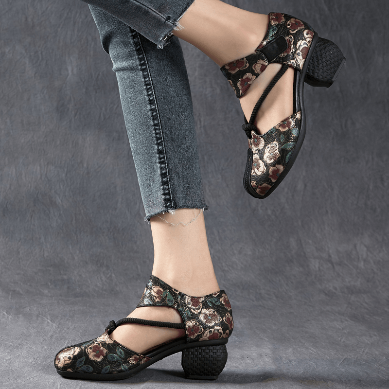 USS Shoes Amarantha Women's Sandals Summer Print