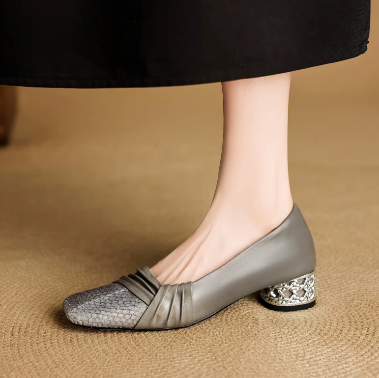 USS Shoes Ana Women's Leather Mid Heel Dress Pumps