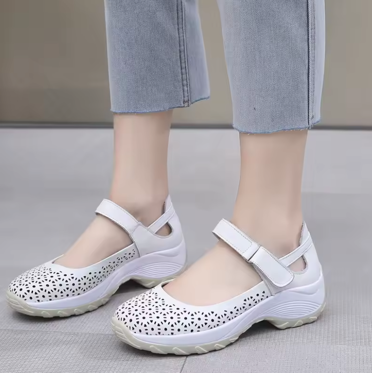 USS Shoes Anais Women's Hollow Leather Comfortable Sandals