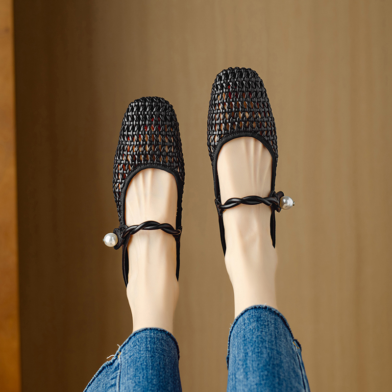 USS Shoes Angela Women's Low Heel Square Toe Hollow Mules - Luxuryurbanwear