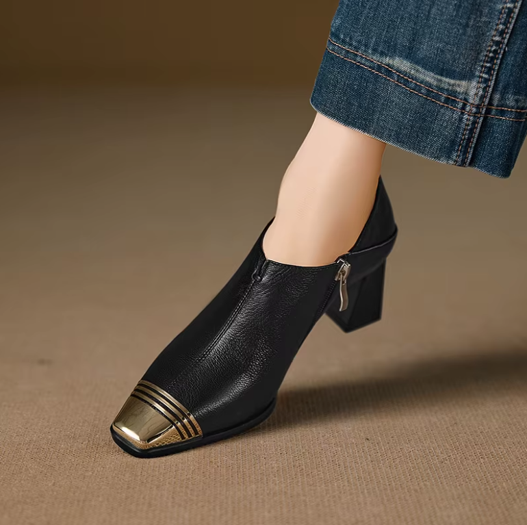 USS Shoes Aracelis Women's Elegant Metal Toe Leather Pumps