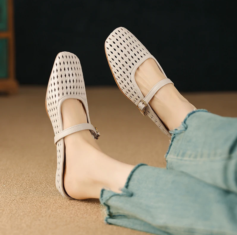 USS Shoes Bertha Women's Handmade Hollow Out Leather Sandals