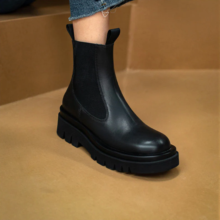 USS Shoes Borja Women's Platform Black Boots - Luxuryurbanwear