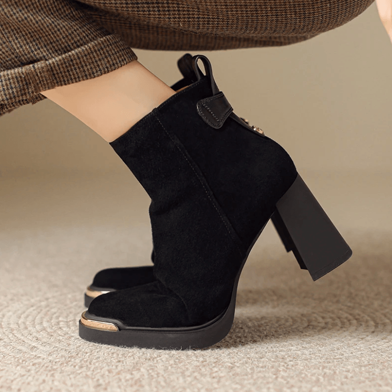 USS Shoes Chiara Women's Suede Leather Zip Ankle Boots