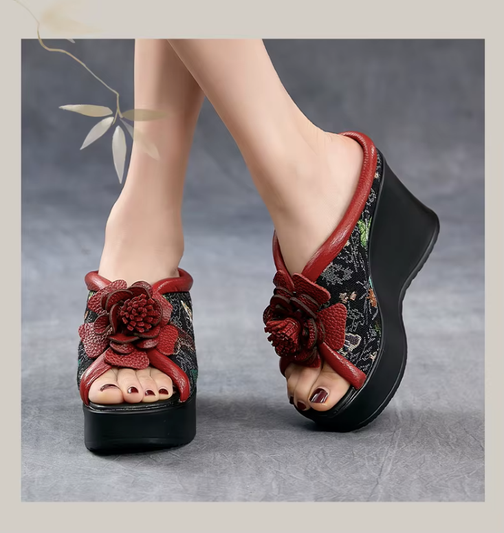 USS Shoes Clarita Women's Embroidered Flowers Wedges