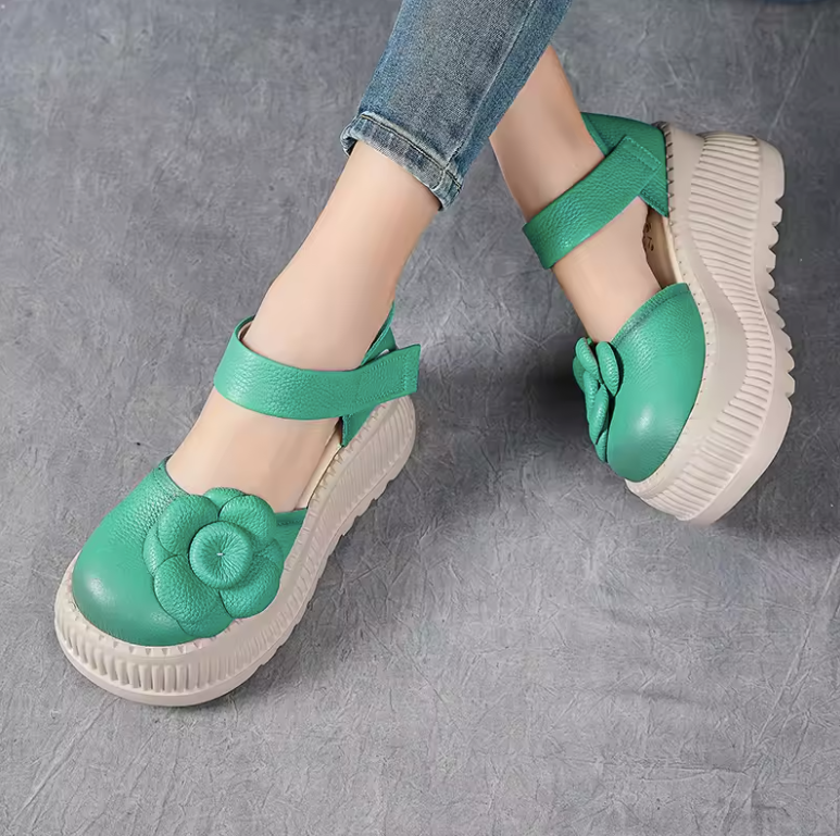 USS Shoes Clariza Women's Leather Style Ethnic Flower Platform Sandals