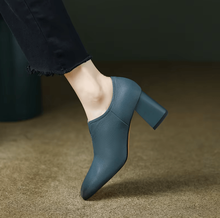 USS Shoes Leonor Women's Leather Dress Square Toe Pumps