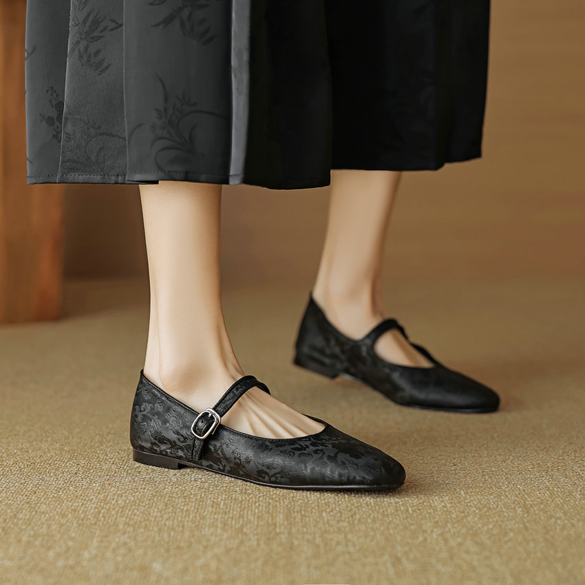 USS Shoes Lilia Women's Leather Flats