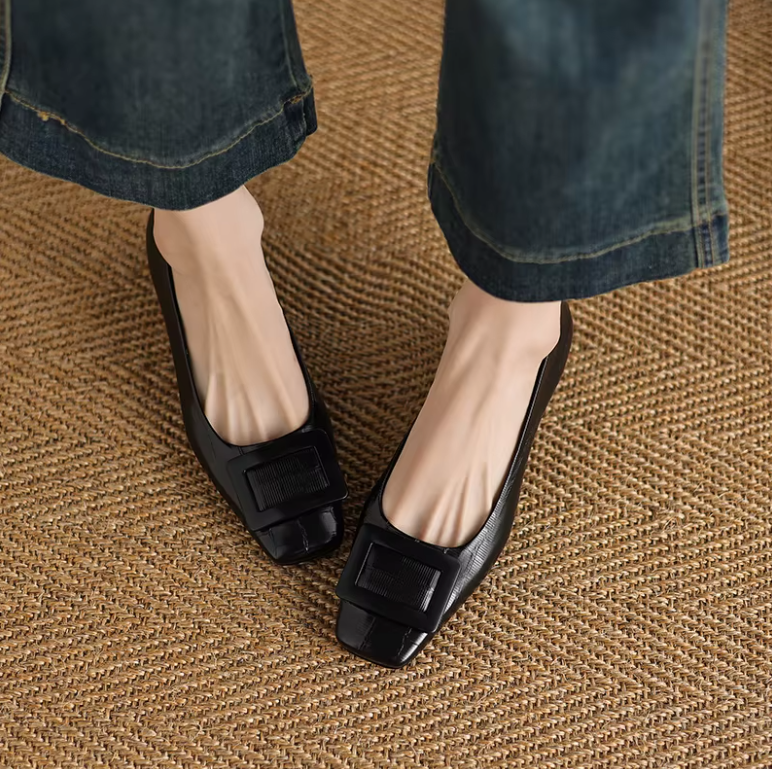 USS Shoes Lina Women's Square Toe Buckle Leather Pumps