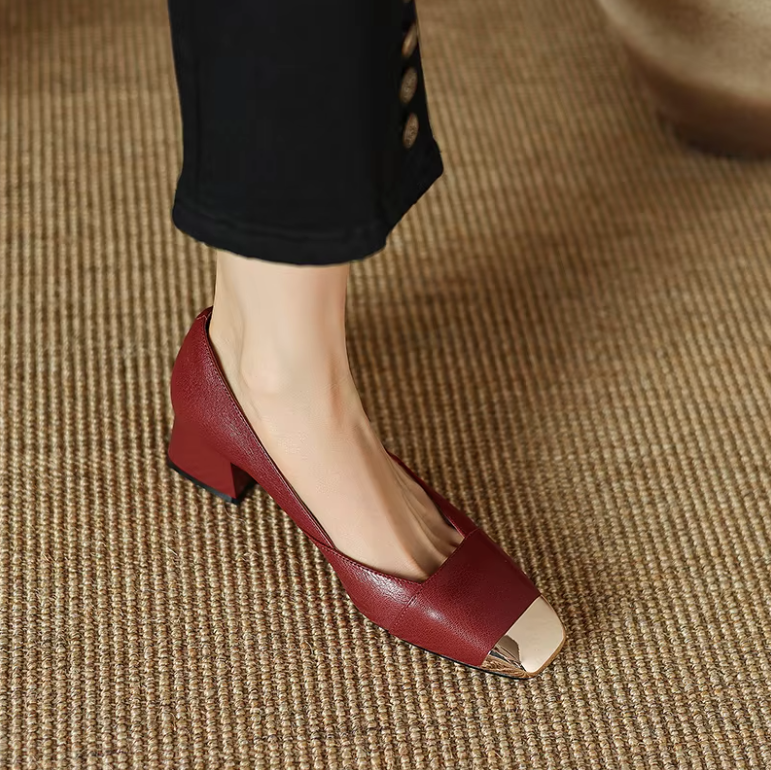 USS Shoes Nicol Women's Leather Metal Decoration Pumps
