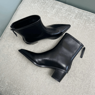 USS Shoes Ramira Women's Square Heel Boots