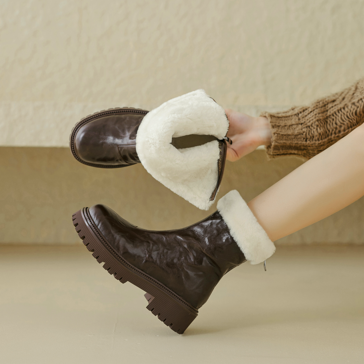 LUW Shoes Reina Women's Platform Winter Ankle Boots