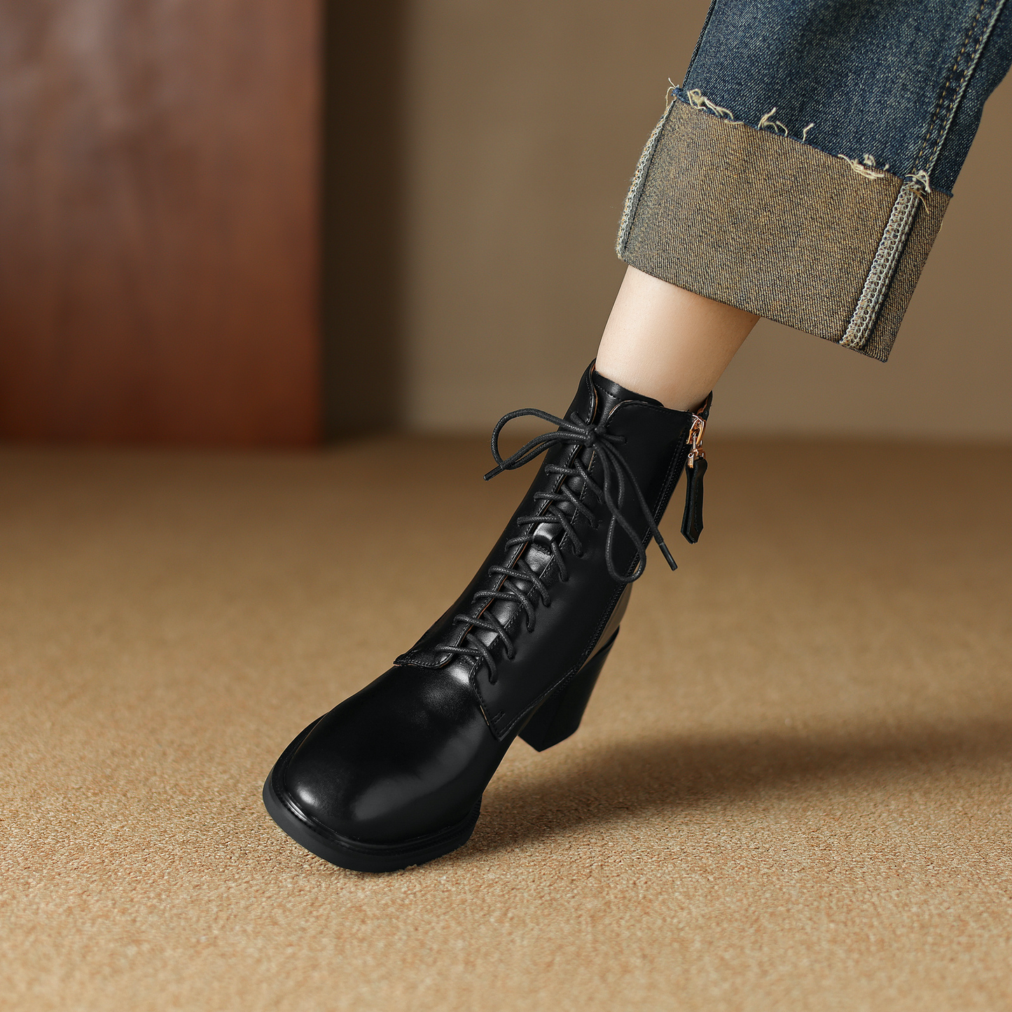 USS Shoes Sandy Women's Leather Lace Up Boots - Luxuryurbanwear