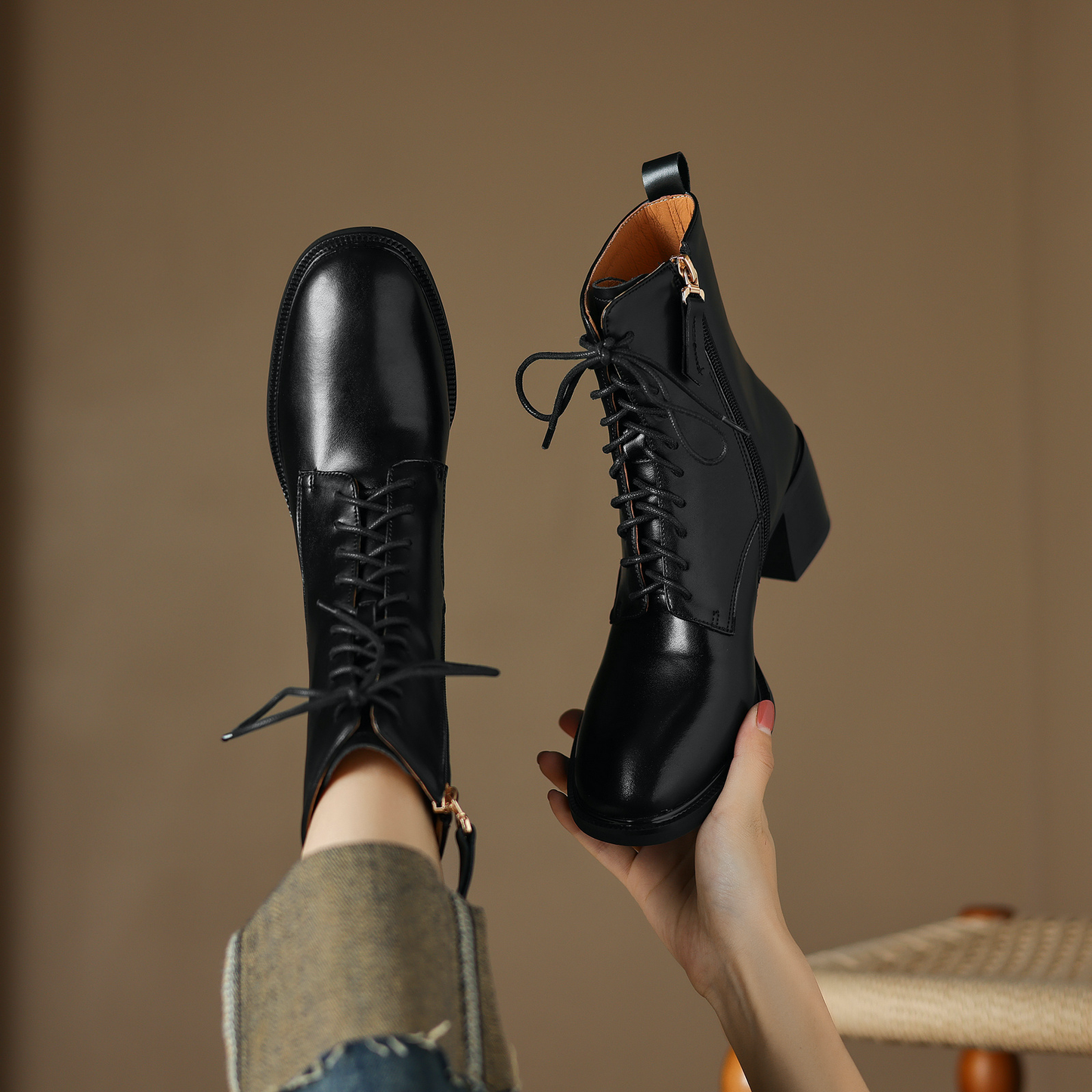 USS Shoes Sandy Women's Leather Lace Up Boots - Luxuryurbanwear