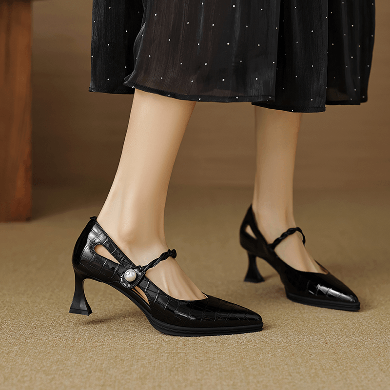 USS Shoes Sharol Women's Pointed Toe Leather Pumps