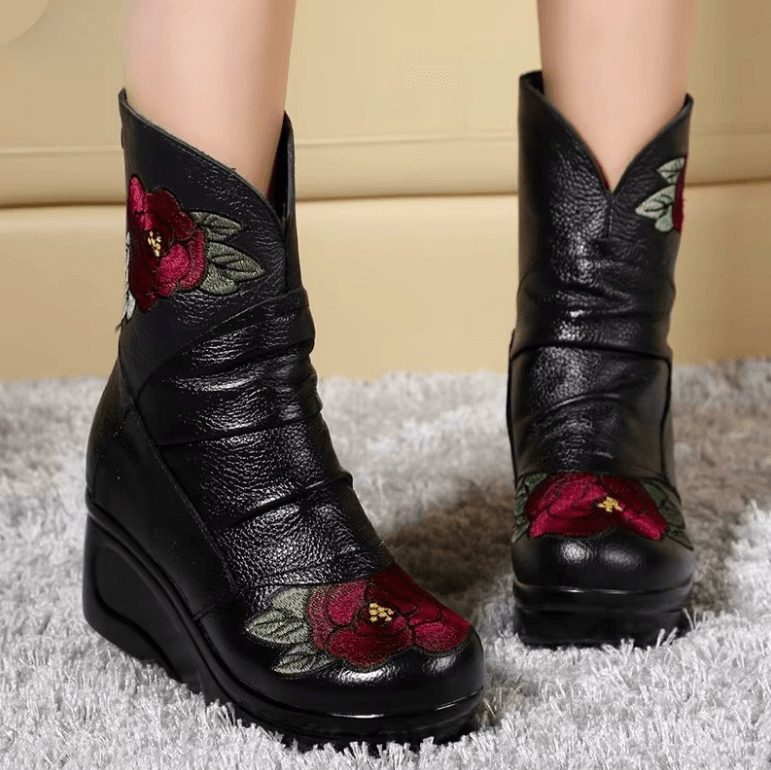 USS Shoes Virginia Women's Embroidered Leather Vintage Boots