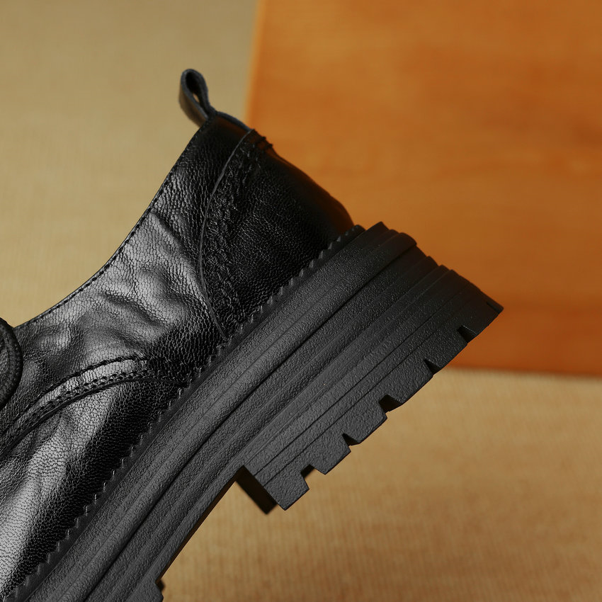 USS Shoes Virginia Women's Lace-Up Leather Loafer