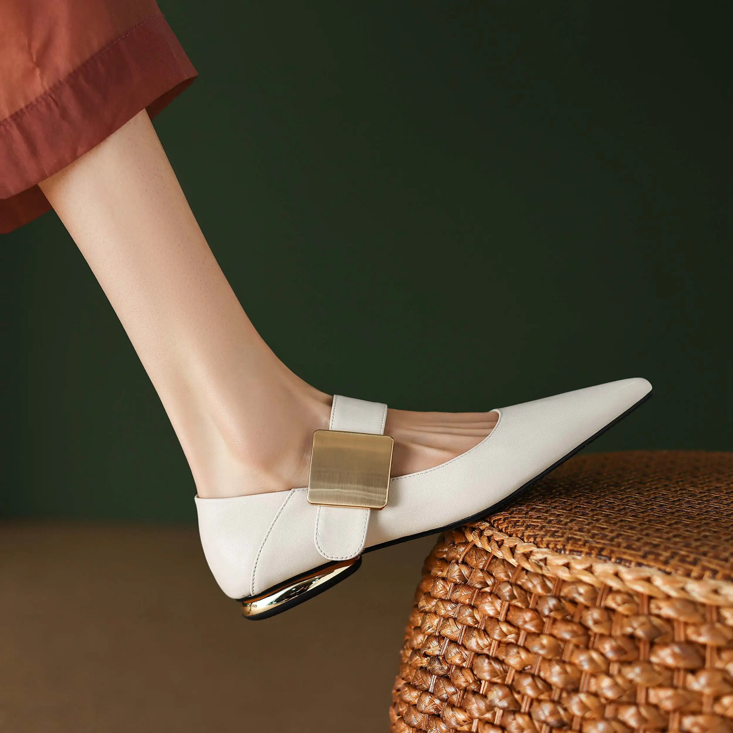 USS Shoes Naybi Women's Pointed Toe Dress Flats - Luxuryurbanwear