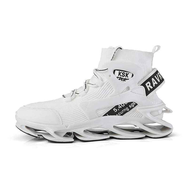 RAVR ROAD Sneakers