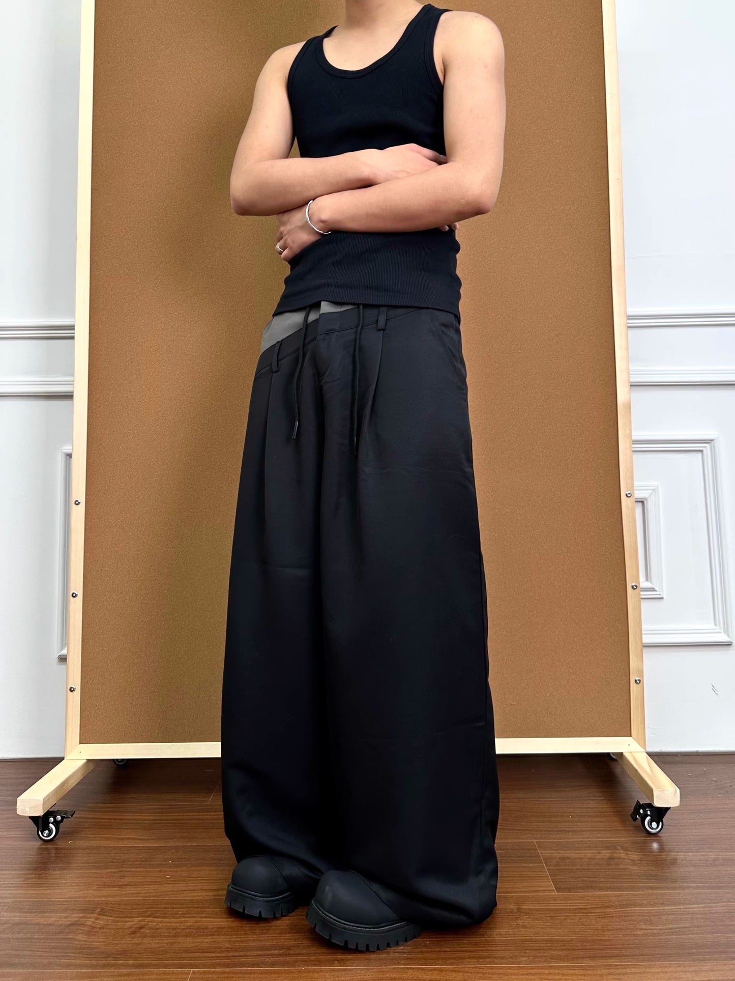 Men's Wide-Legged Black Trousers - Luxuryurbanwear