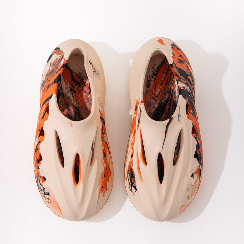Legionary Leaps' T84 Foam Runners - Luxuryurbanwear