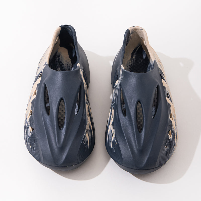 Legionary Leaps' T84 Foam Runners - Luxuryurbanwear