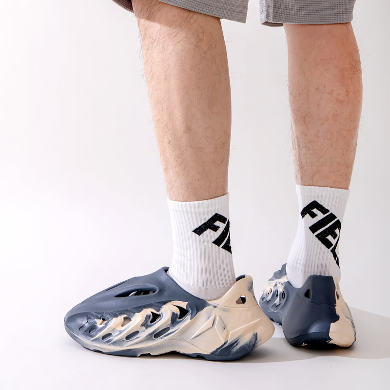 Legionary Leaps' T84 Foam Runners - Luxuryurbanwear