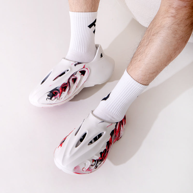 Legionary Leaps' T84 Foam Runners - Luxuryurbanwear