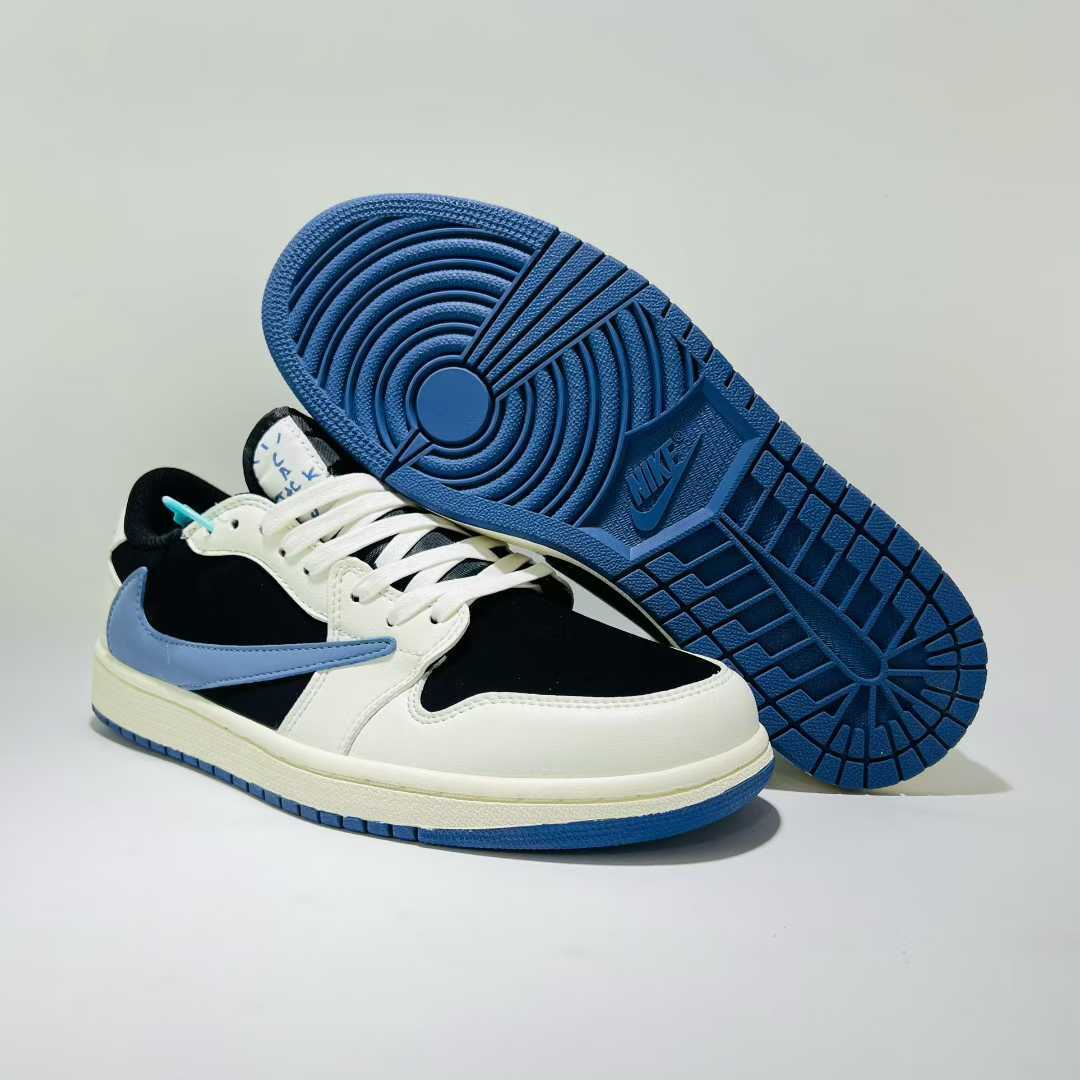 Travis Scott x Air Jordan 1 Low OG