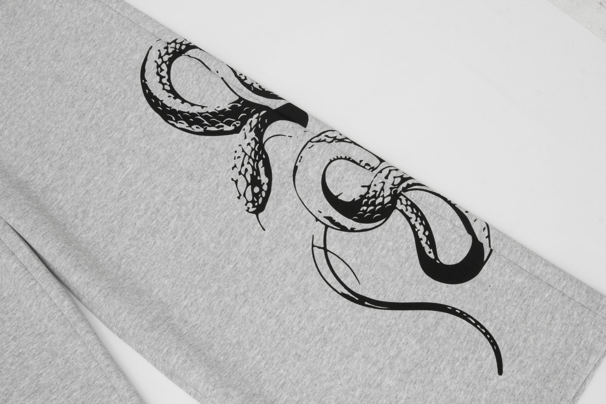 Snake Print | Baggy Sweatpants - Luxuryurbanwear