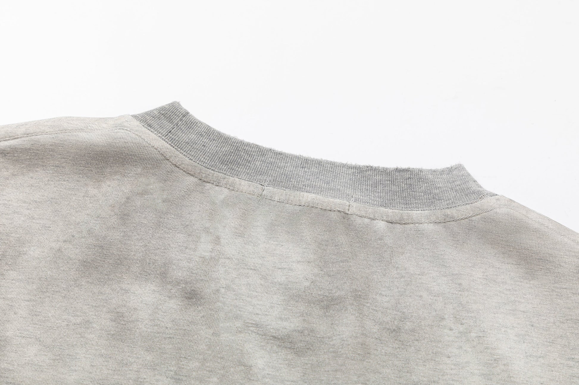 Camo Layered 72 Print | Vintage Sweatshirt - Luxuryurbanwear