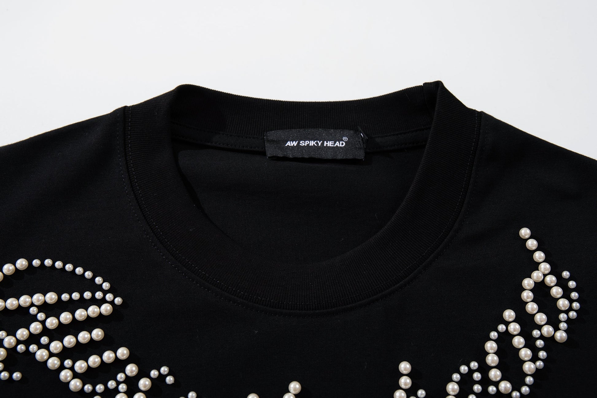 Pearl Letter | Long Sleeve T-Shirt - Luxuryurbanwear