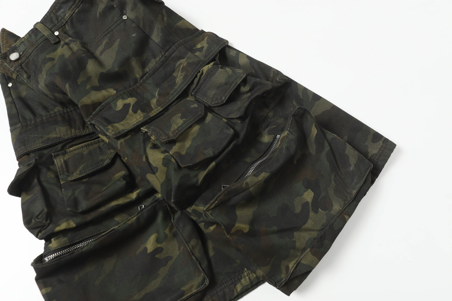 Multi-Pocket | Camouflage Cargo Shorts - Luxuryurbanwear