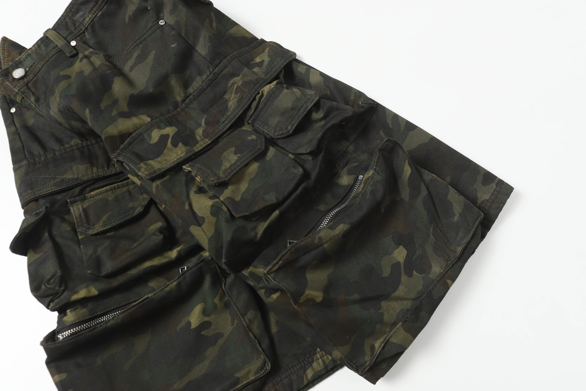Multi-Pocket | Camouflage Cargo Shorts - Luxuryurbanwear