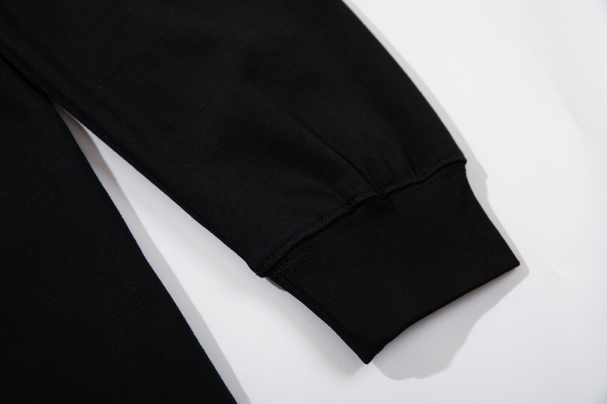 Pearl Letter | Long Sleeve T-Shirt - Luxuryurbanwear