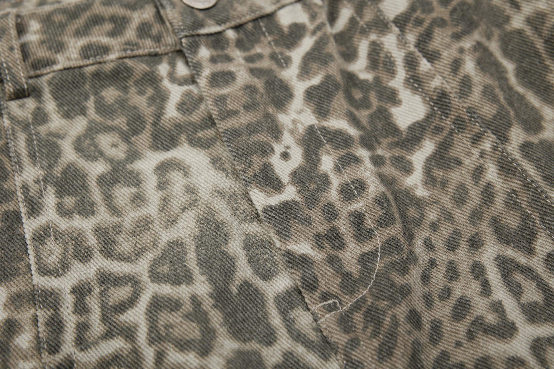 Leopard Print Baggy Jeans - Rockstar Aesthetic Streetwear Denim | LuxuryUrbanwear - Luxuryurbanwear