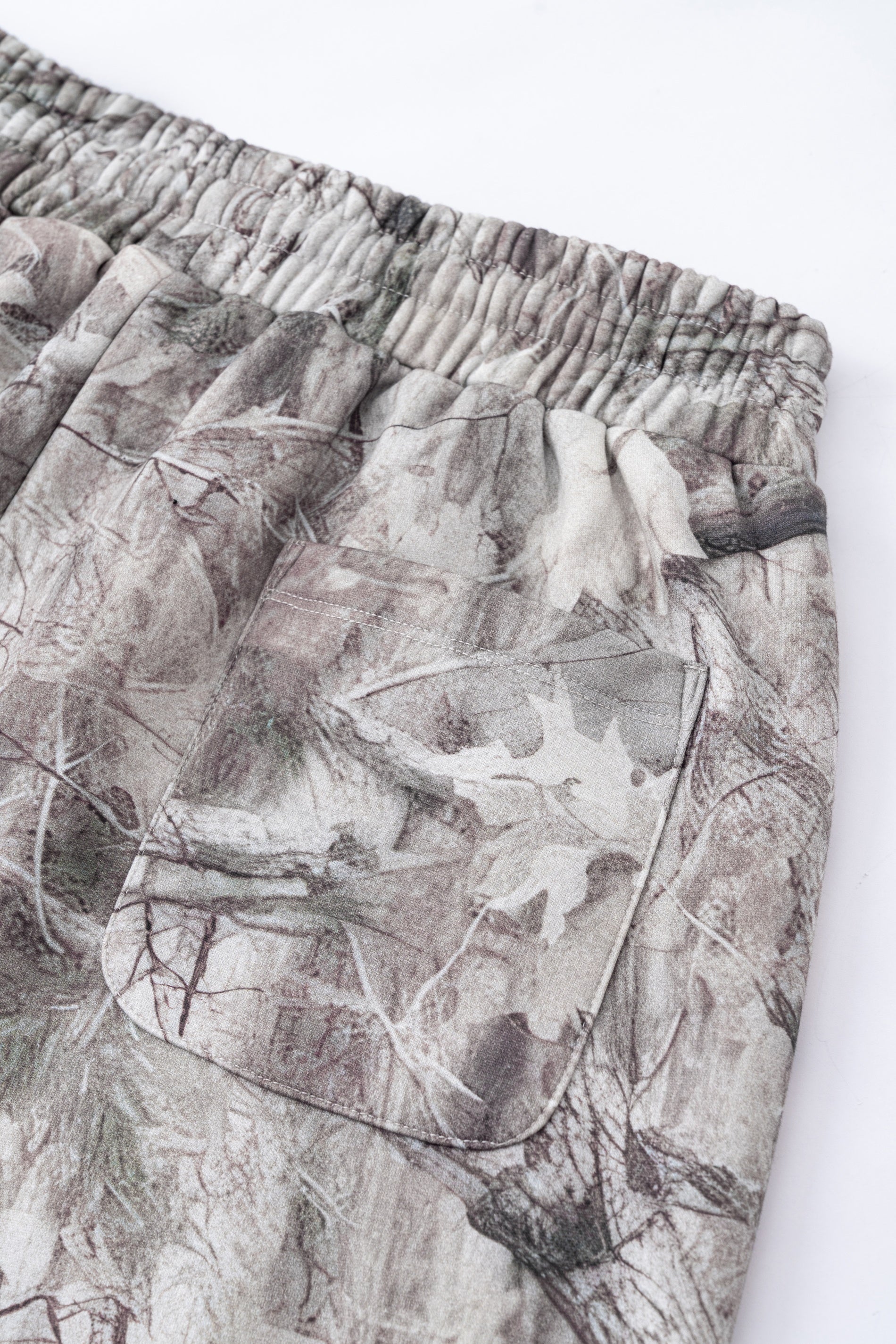 Leaf Camo Pattern | Baggy Pants - Luxuryurbanwear