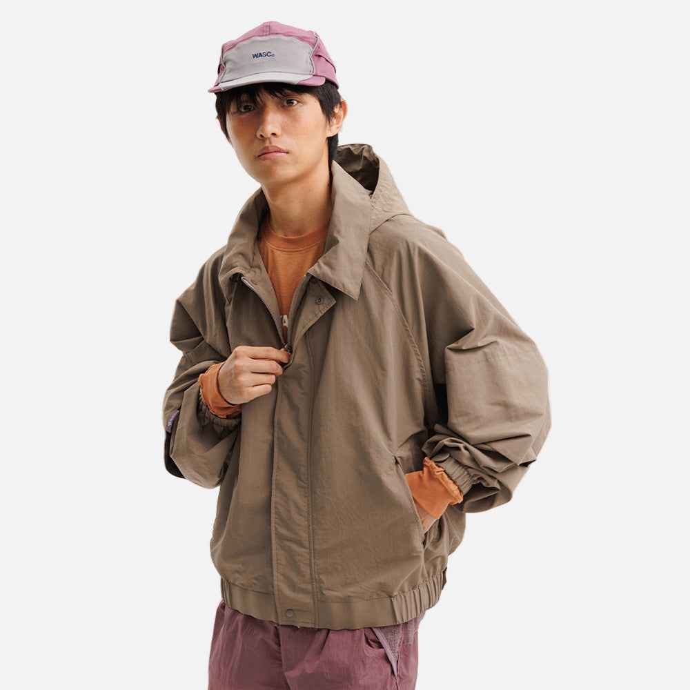 Lightweight Mountain Hooded Sports Windbreaker Jacket