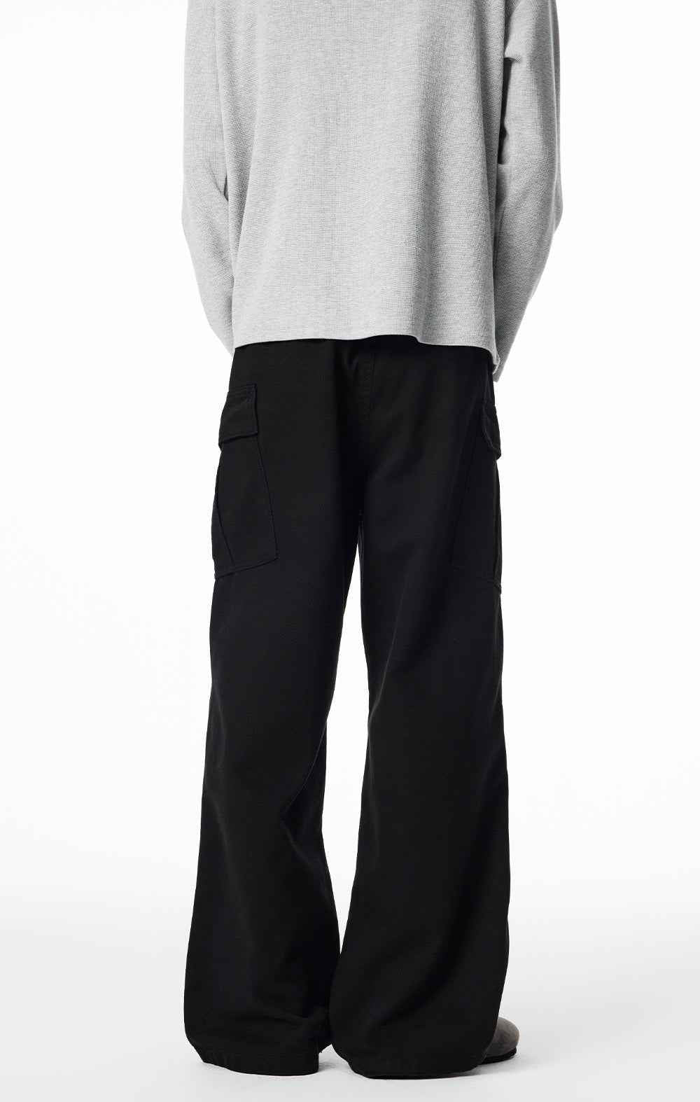 American Style Straight Leg Pleated Cargo Jeans